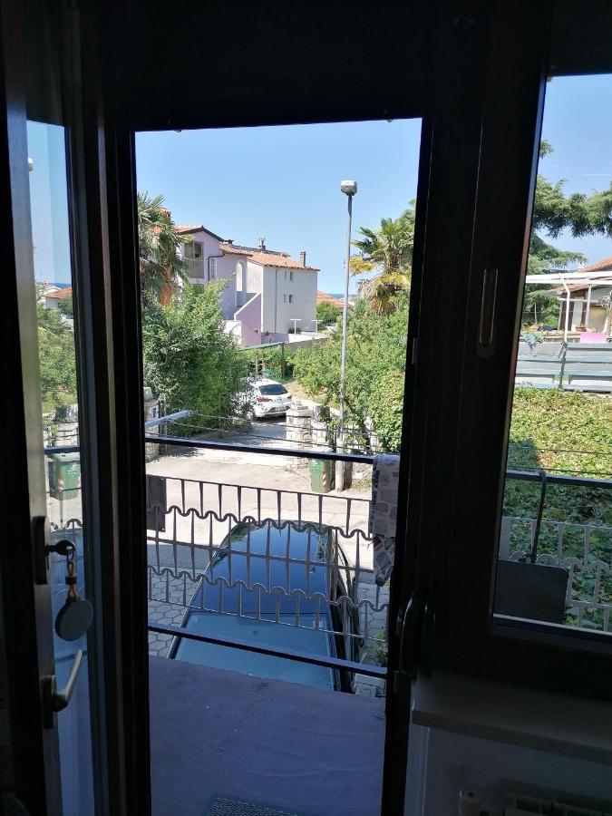 Nice Studio Near Centar+Free Parking 로비니 외부 사진